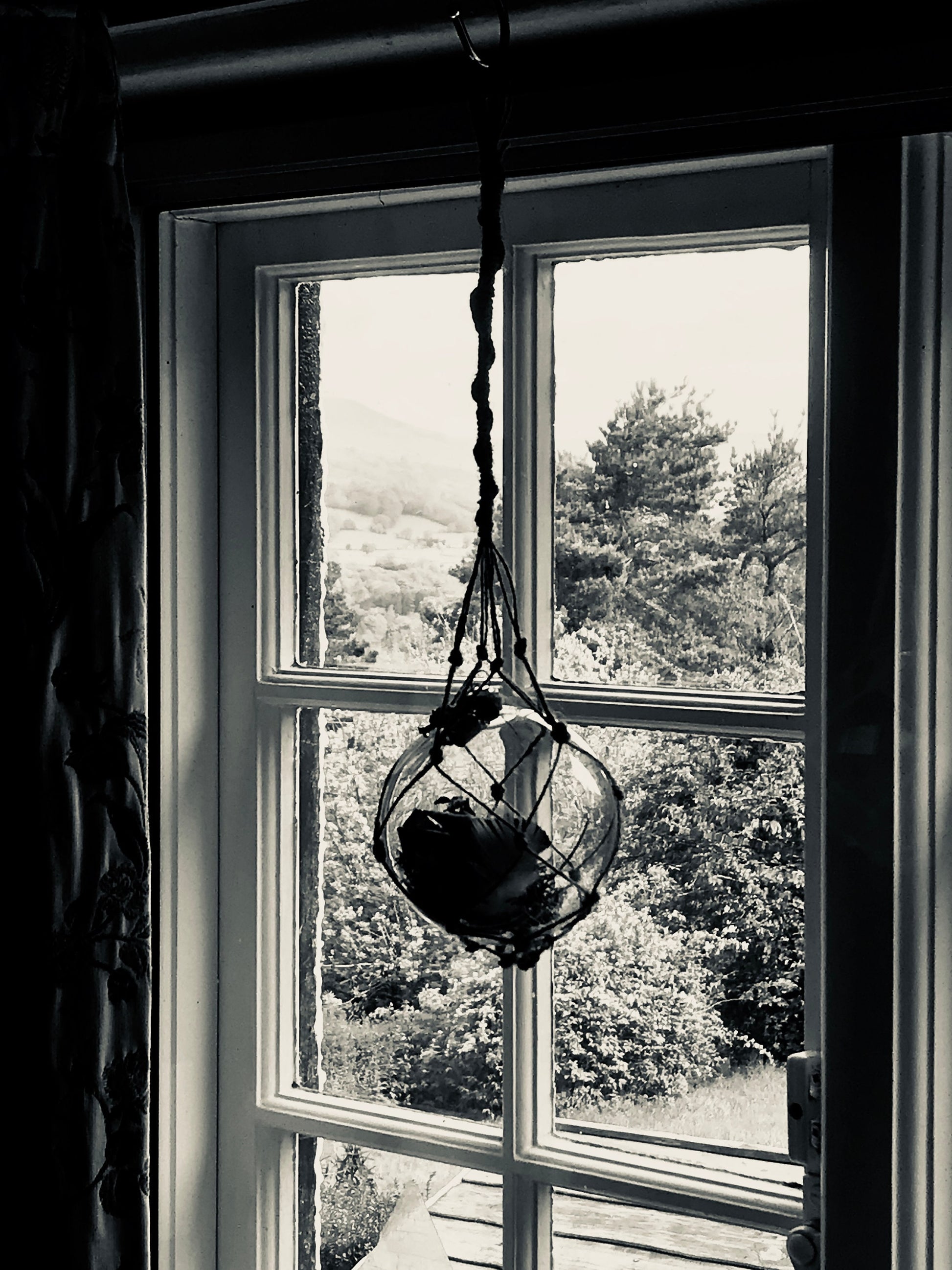 Glass Witch Ball for Home Protection